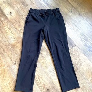 Lulu lemon On the Fly Black pants